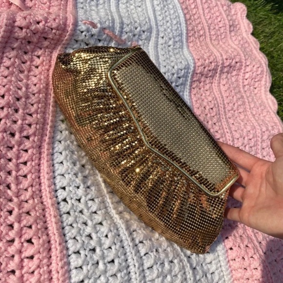 Whiting and Davis Gold Shoulder Bag or Clutch - Picture 5 of 6